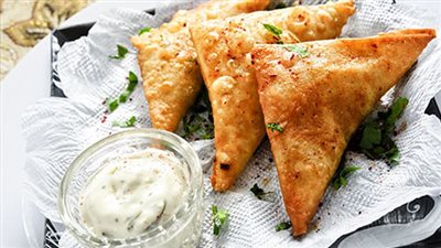 سفرة شهر رمضان.. طريقة عمل السمبوسك والكانيلوني من الشيف ندا مختار