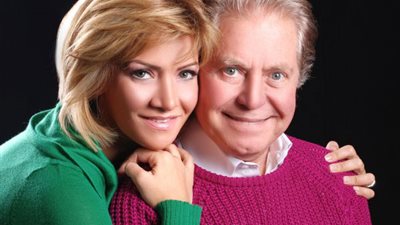 لقاء سويدان عن كواليس جوازها من حسين فهمي: «أدلقت عليه»