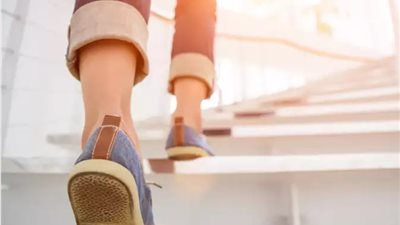 7 خطوات تحمي قلبك.. أبرزها النوم وصعود السلالم