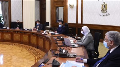 وزيرة الصحة تُعلن عن توريد 30 مولد أكسجين للمحافظات 