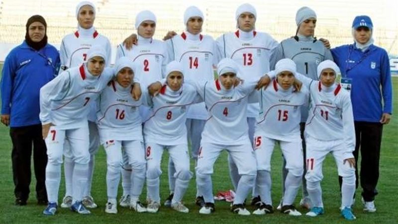 لاعبة مسلمة فرنسية