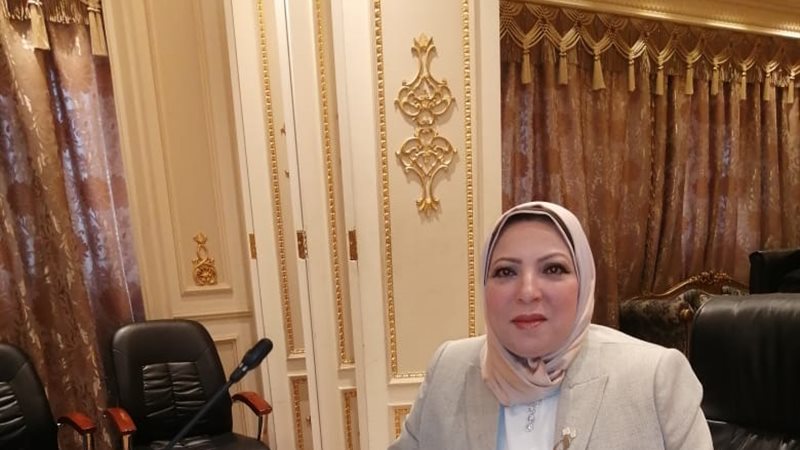 إحسان شوقي عضو لجنة