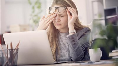 7 مشاكل صحيّة غير متوقعة عند العمل من المنزل