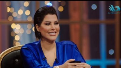 شمس الكويتية عن أزمة فستانها العاري: «أنا حرة».. فيديو