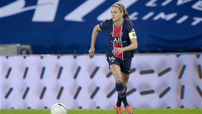 قائدة باريس سان جيرمان تجتاز الفحص الطبي تمهيدًا للانضمام إلى «برشلونة»