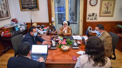 هالة زايد: ميّكنة الخدمات يُحقق المساواة بين المواطنين في تلقي العلاج