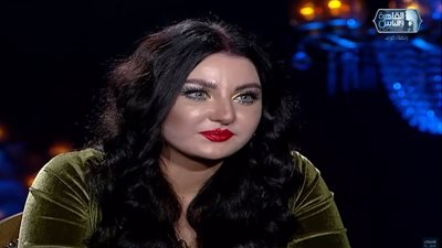 شيخ الحارة: صافيناز رفضت فيلا في زايد وشاليه في الساحل من مسئول عربي كبير