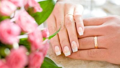 «عشان تكسبي قلب أمّه».. «إتيكيت» مقابلة العريس في أول زيارة