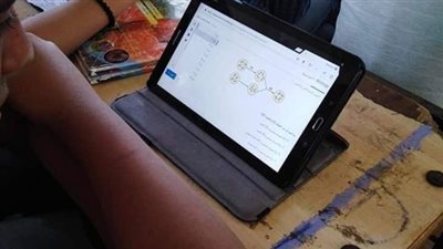 طلاب بـ الثانوية : أسئلة الاختبار التجريبي سهلة وبسيطة