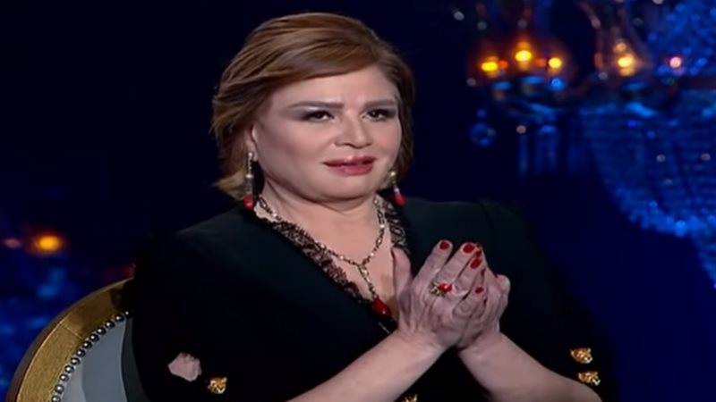 الفنانة إلهام شاهين،