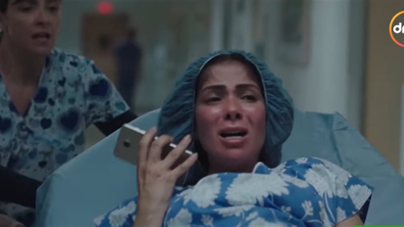 منى زكي في أمريكا