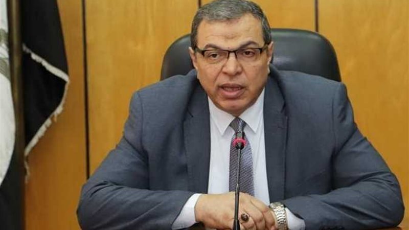 وزير القوى العاملة،