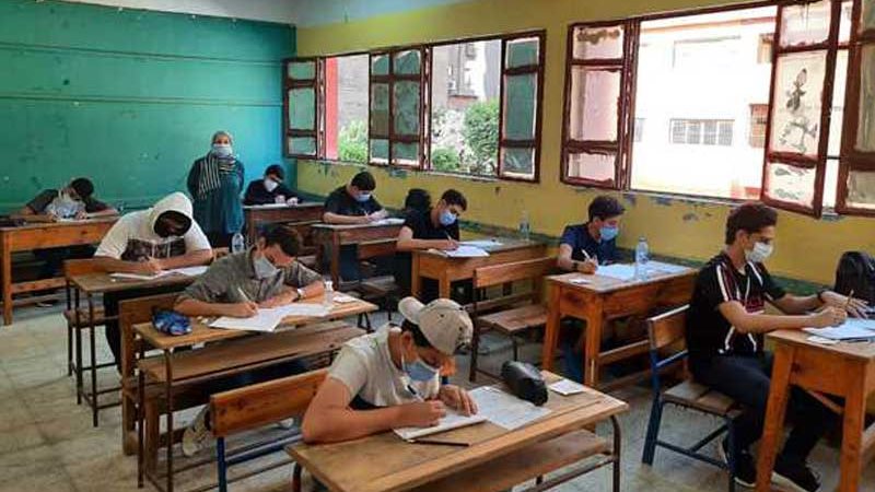 امتحانات شهر أبريل