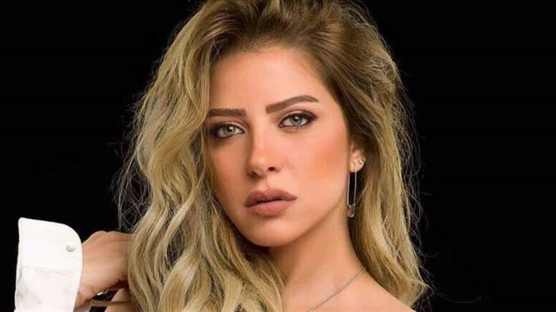 الفنانة ريم مصطفى