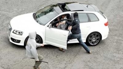 سقوط حرامي العربيات ..سرق سيارة «سيدة» تحت تهديد السلاح