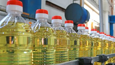 التموين تعلن شراء 67 ألف طن زيت طعام خام
