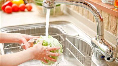 القابضة للمياه: نتلقي شكاوي المواطنين 24 ساعة خلال أعياد العمال وشم النسيم