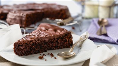 طريقة عمل كيكة القهوة مع صوص نسكافيه بارد على طريقة الشيف شيماء 