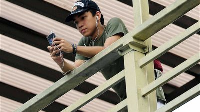 تحذير للأمهات | مصروف الجيب باب لانحراف أولادك.. وخبير: لايزيد عن ثمن ساندوتش وعلبة عصير 