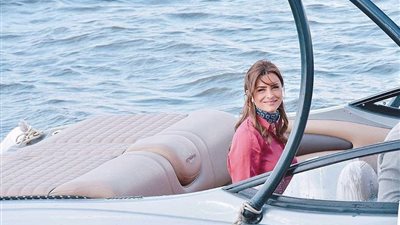 بإطلالة رقيقة.. نور من عرض البحر:عيد قيامة مجيد 