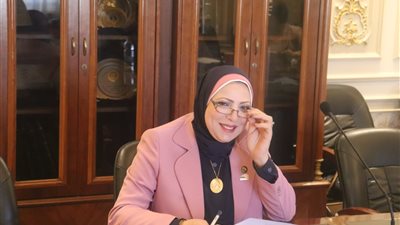 النائبة إحسان شوقي تطالب الحكومة باتخاذ المزيد من الإجراءات للحد من انتشار كورونا