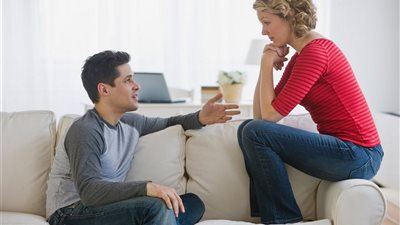 «انفدي بجلدك من هؤلاء».. خبيرة علاقات عاطفية توجه 5 تحذيرات للفتيات