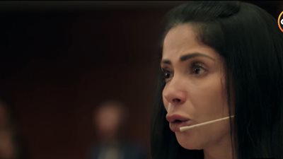 منى زكي تكشف للنساء كيفية الاعتماد على أنفسهن دون الحاجة للزوج (فيديو)