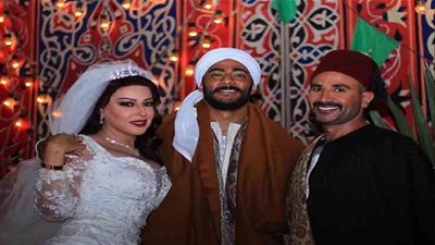 في رسالة لسمية الخشاب.. أحمد سعد: بلاش حركات من تحت لتحت أنا بحب خطيبتي