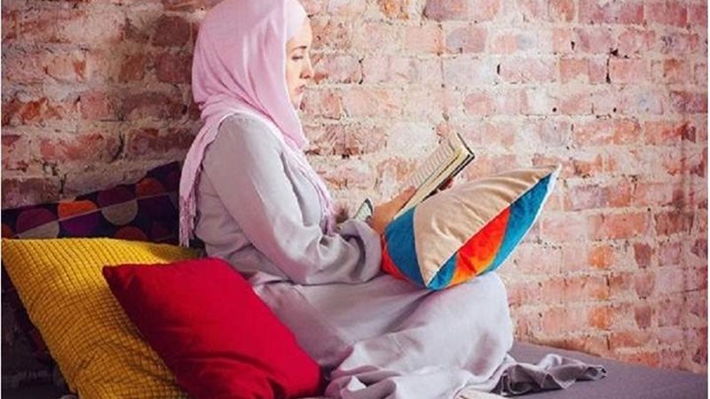 لسورة الكهف يغني