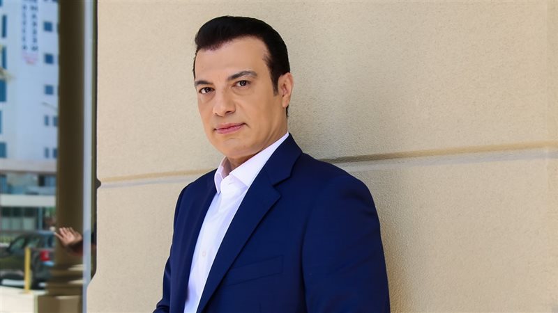 المطرب إيهاب توفيق