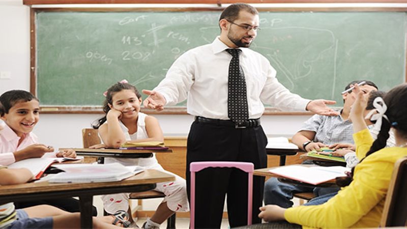 إعجاب التلميذة بالأستاذ