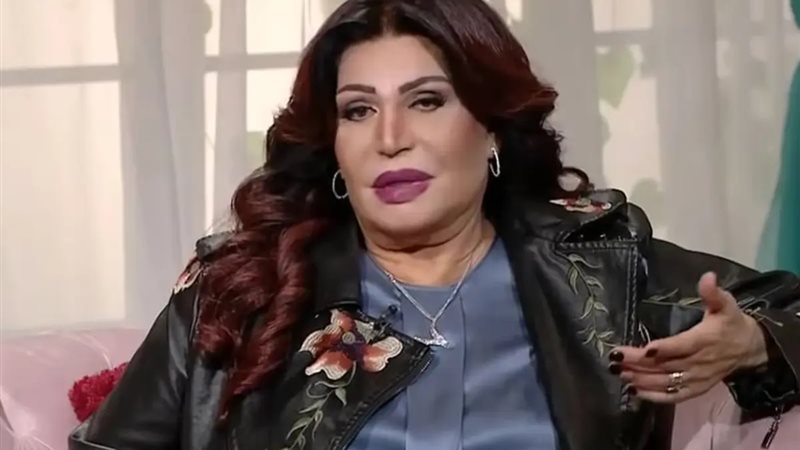 الفنانة نجوي فؤاد