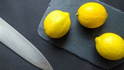 أبرزها قشر الليمون حيل تعطير بيتك في العيد بمواد طبيعية غير مكلفة