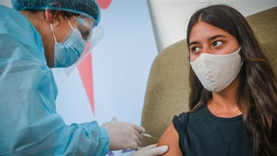 الحكومة تحذر من رسائل توصيات متلقي لقاح كورونا