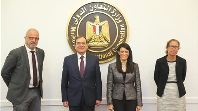 مصر مركز إقليمي للطاقة.. البترول والتعاون الدولي تطلقان منصة التنسيق مع شركاء التنمية