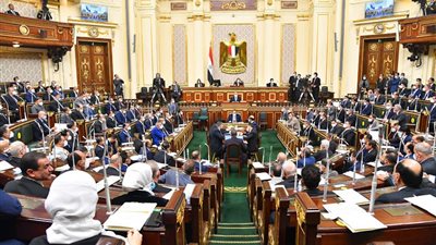 يسمح بفصل متعاطي المخدرات.. 14 جهة يُطبق عليها قانون شغل الوظائف