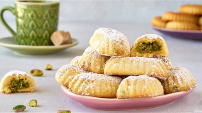  طريقة عمل معمول الفستق الحلبي ..لمذاق مميز في العيد