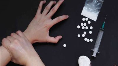 كسرّن الخوف.. 148 فتاة طلبن العلاج من الإدمان عبر الخط الساخن لـ«التضامن»