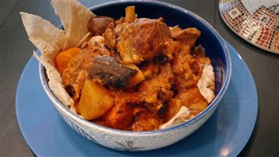 طريقة عمل الثريد ..طبق رئيسي للشعب الإماراتي في العيد 