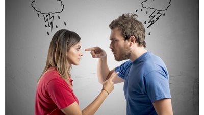 هل يقع الطلاق الشفوي عند عصبية الرجل؟.. عالم أزهري يجيب | فيديو