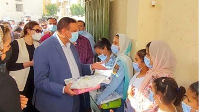 10 آلاف جنيه لكل عروس من دار الأيتام بالبحيرة.. والمحافظ: «أوامر الريس»