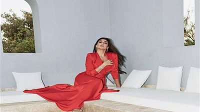 بـ 284 ألف ريال سعودي.. شاهدي إطلالة ياسمين صبري الأخيرة 