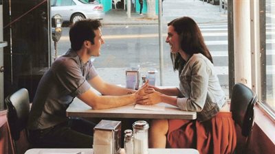 مخطوبة جديد.. أفكار الفتيات لقضاء العيد مع شريك المستقبل