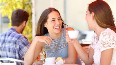 «عيشي اللحظة».. استعيدي شبابك بهذه النصائح 