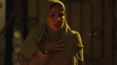 مسلسل لعبة نيوتن حلقة 24| طلاق منى زكى..والورقة تصل لها في طرد بريدي