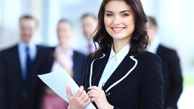 3 مهن تحت شعار «للنساء فقط».. الإعلام أبرزها 