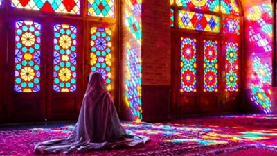 دعاء ليلة القدر 7 كلمات.. وواعظة بالأوقاف: الفرصة أمامكم ..الجأوا إلي الله