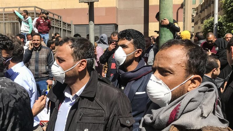 نائب يطالب بالحذر