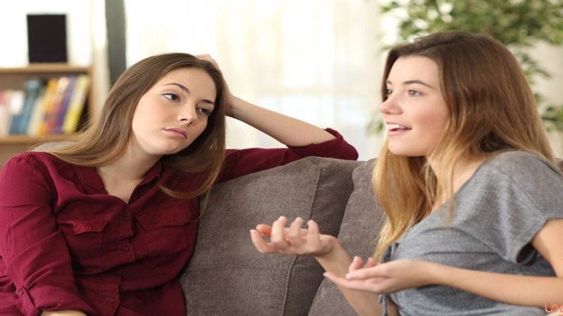 اختي الكبيرة مسيطرة