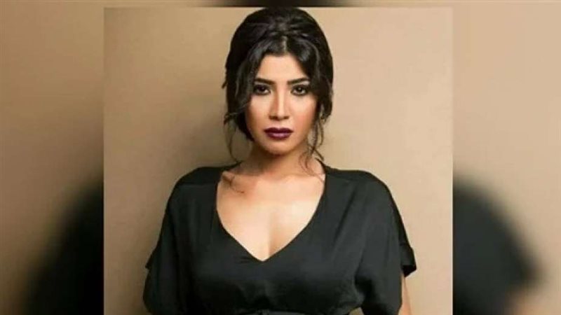 الفنانة مها نصار،